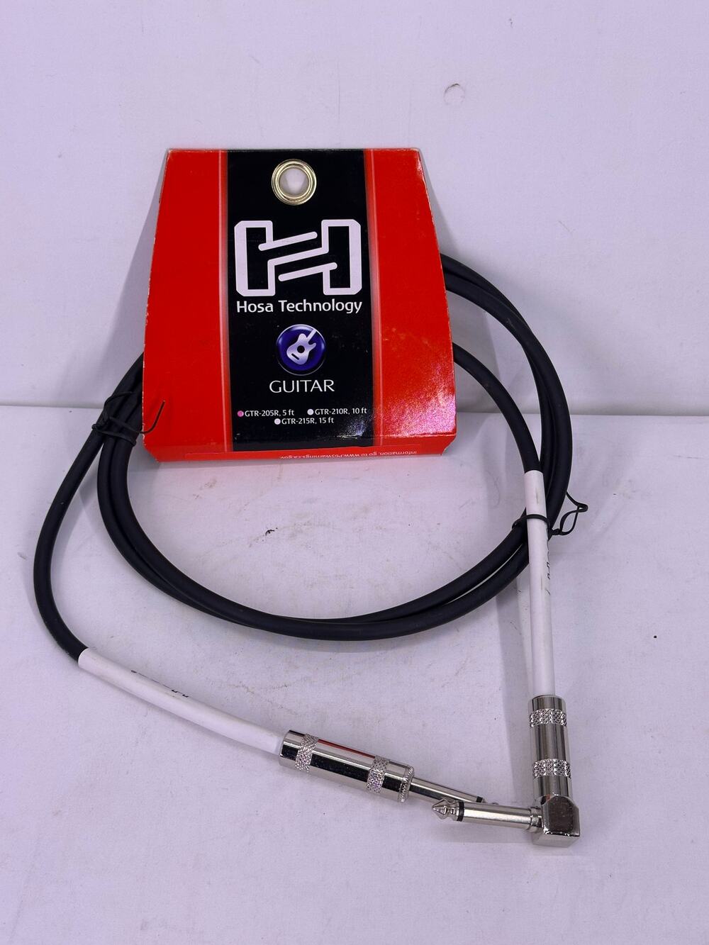 Hosa GTR-205R Guitar Instrument Bass Cable 1/4" Straight to Right-Angle 5ft